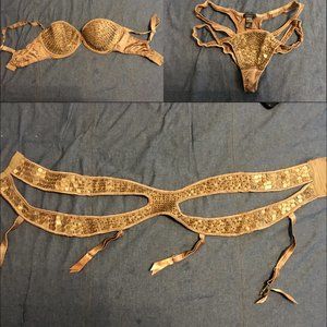 Agent Provocateur Soiree Gold Bra / Panty / Suspender Set (36DD, 4)